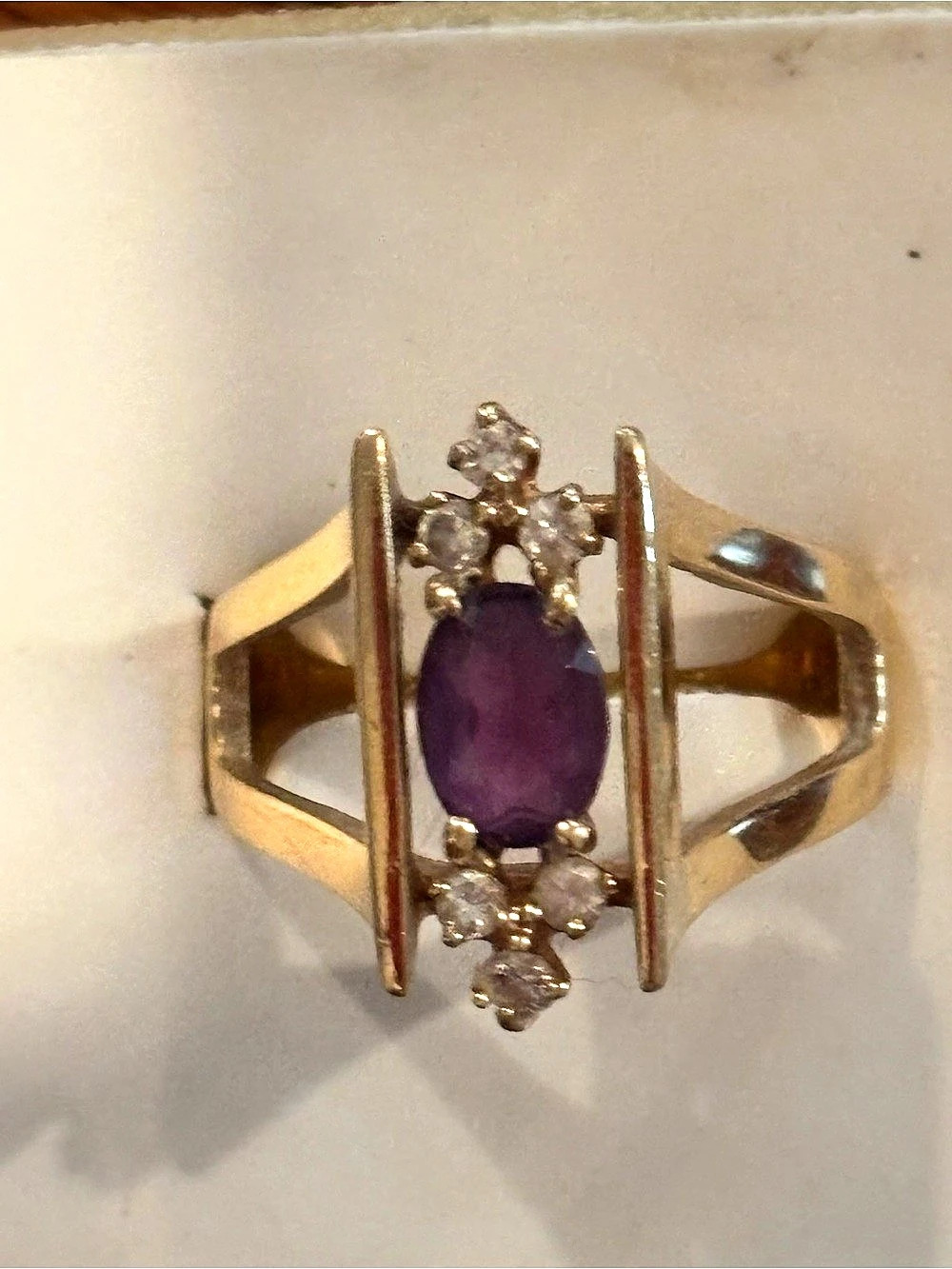 14K Gold Purple Gemstone Ring US 6.75